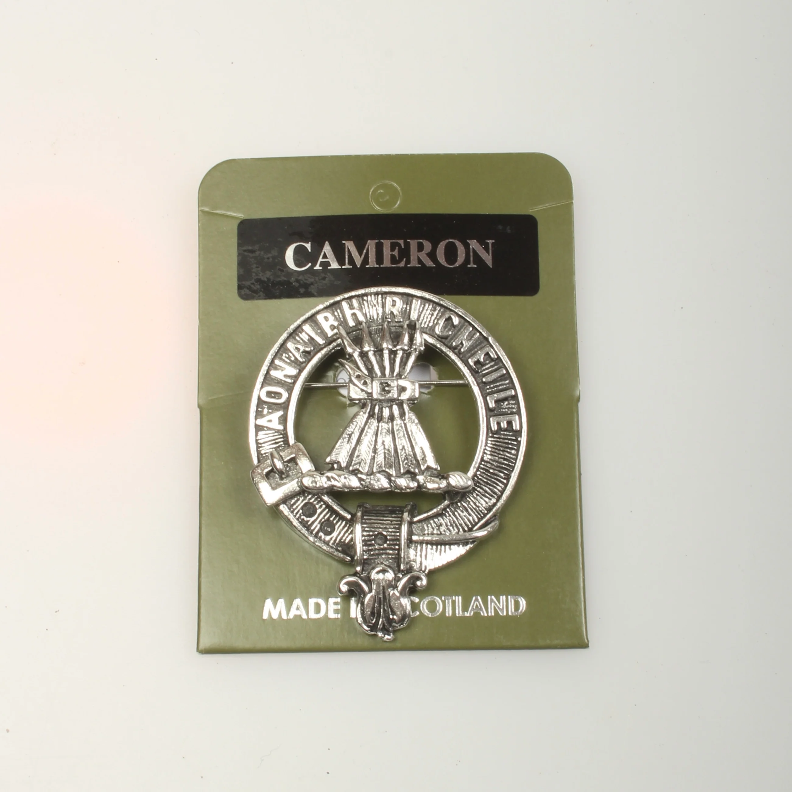 Cameron Clan Crest Badge in Pewter - Image 3
