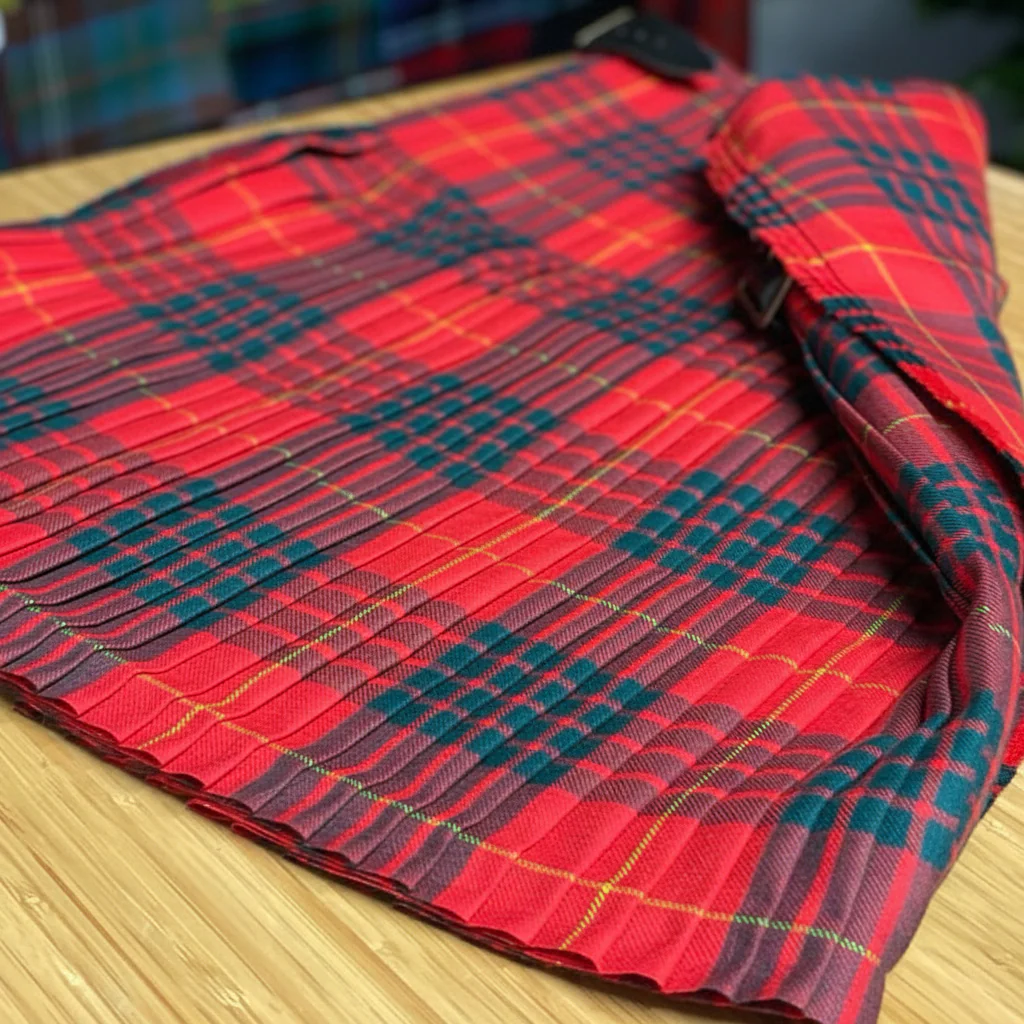 Cameron Clan Modern Medium Weight Hand Stitched Kilt