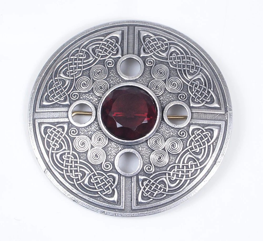Celtic Spiral Plaid Brooch - Image 3