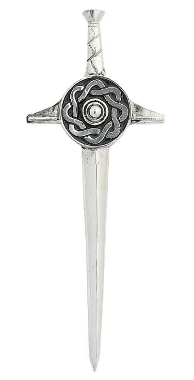Celtic Targe Kilt Pin & Cufflink Set - Image 3