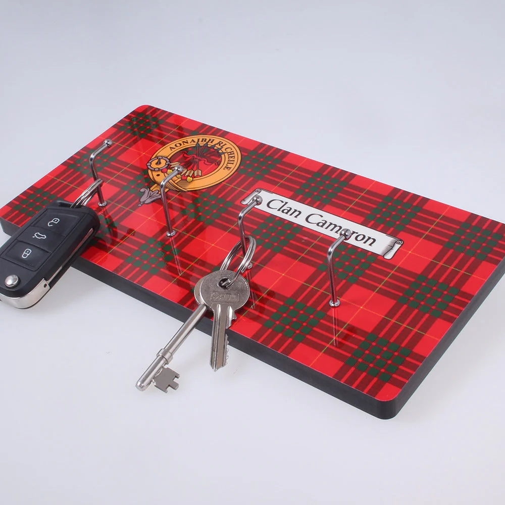 Clan Crest and Tartan Key Rack - Image 3
