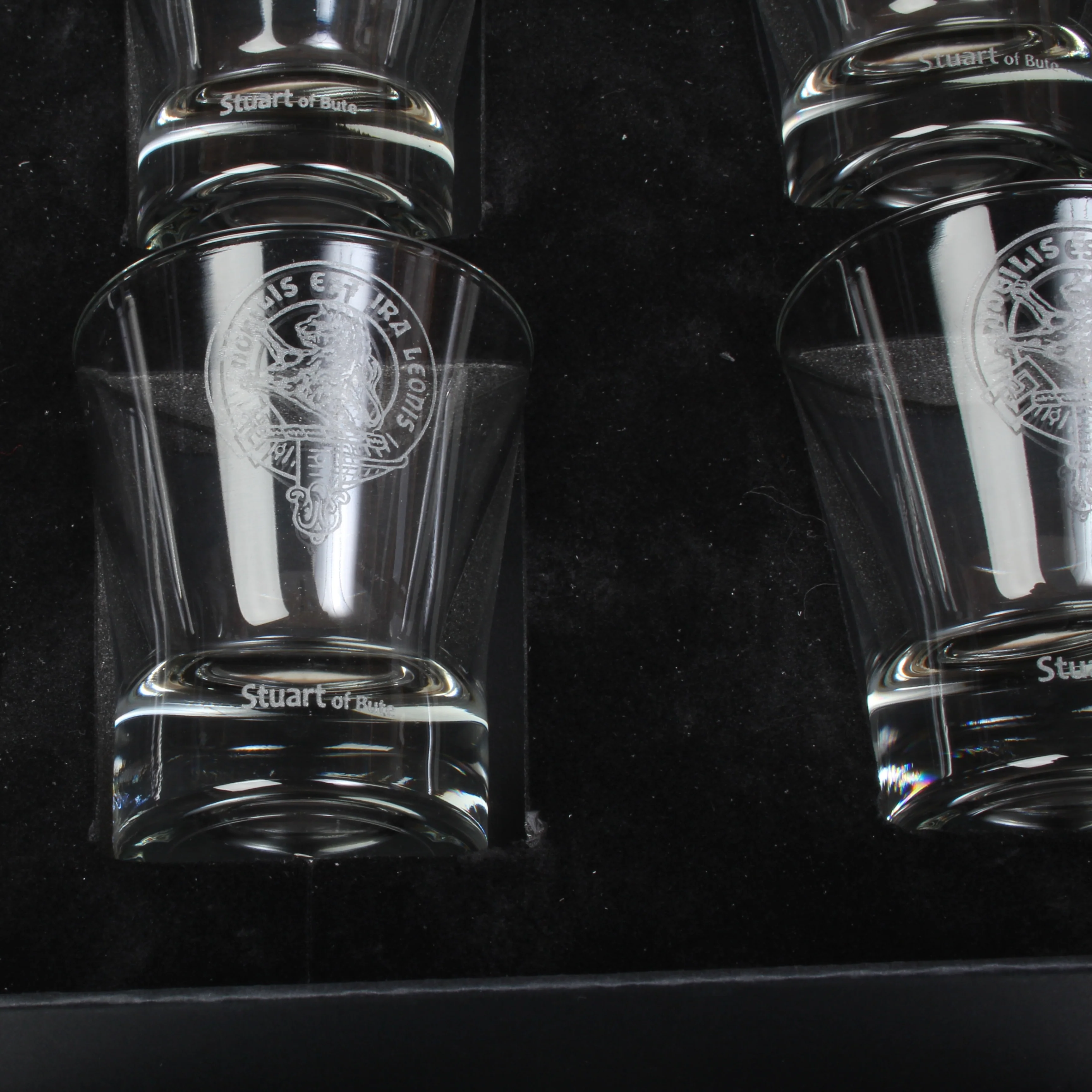 Clan Crest Dram Glass Set of 6 with Stuart of Bute Crest - Image 2