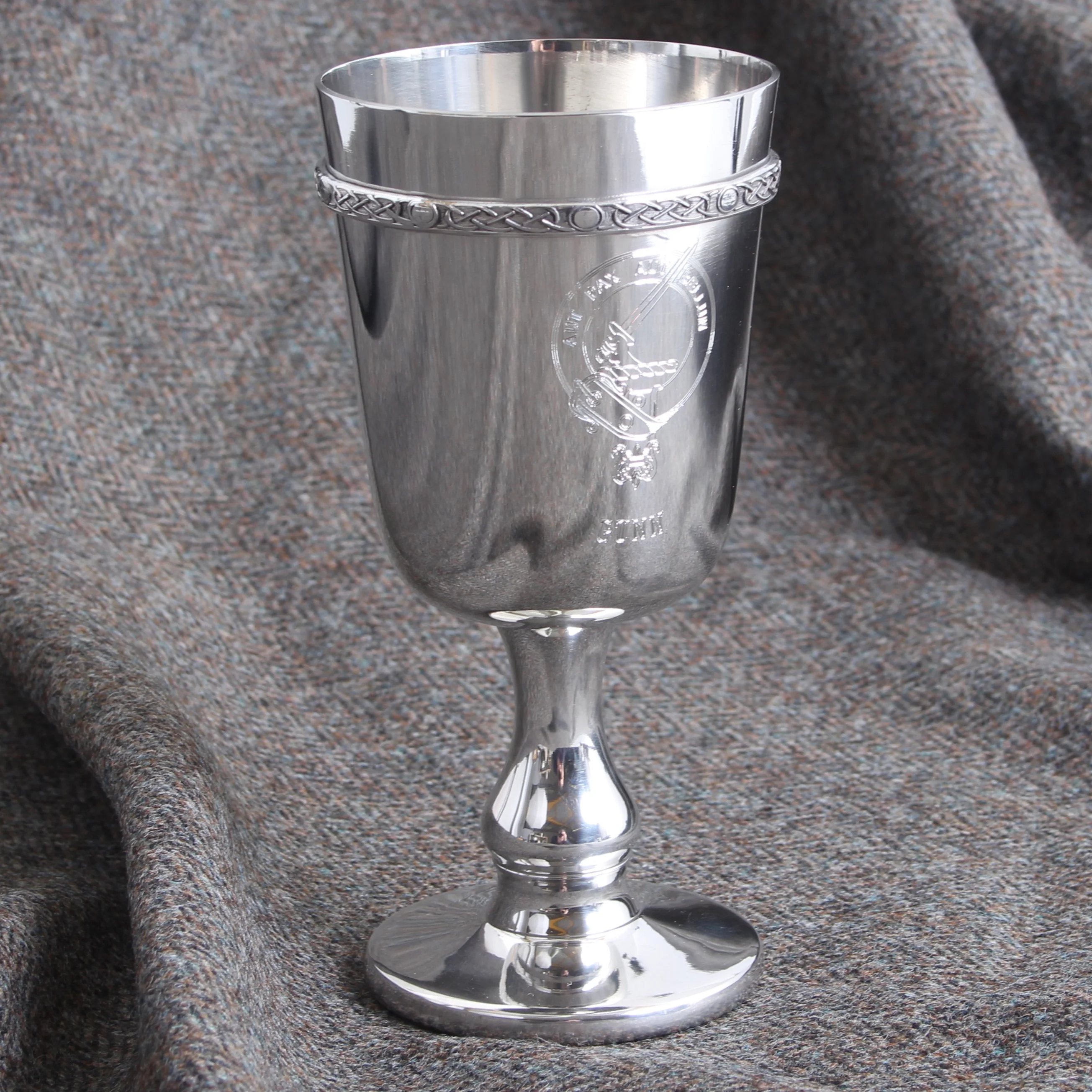 Clan Crest Engraved Celtic Band Pewter Goblet - Image 3
