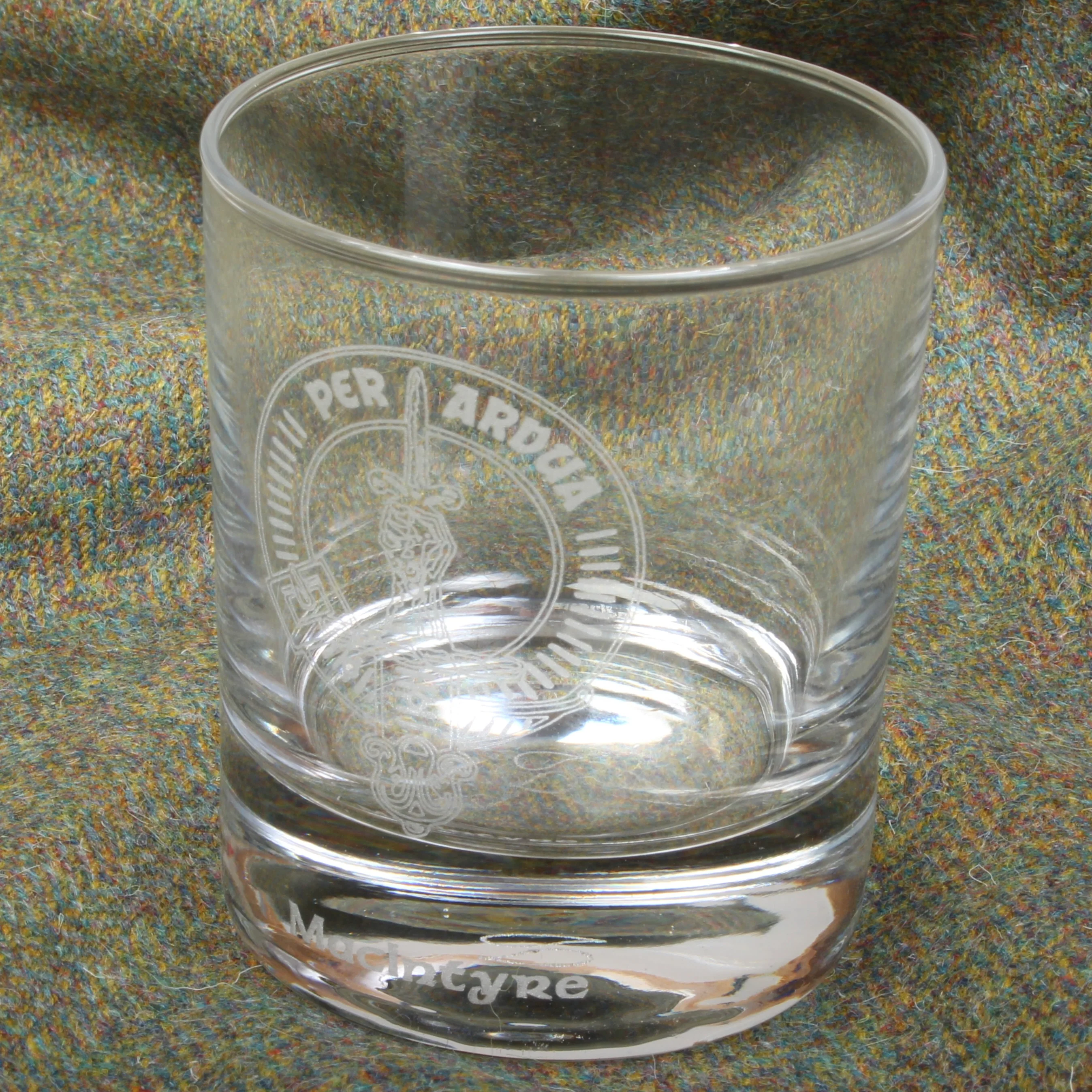 Clan Crest Whisky Glass with MacIntyre Crest
