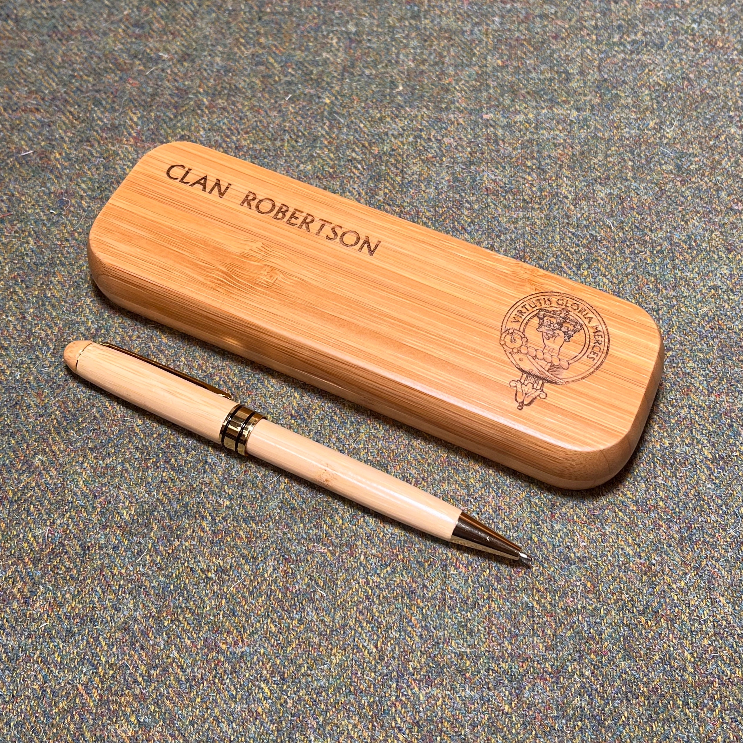 Clan Crest Wooden Pen Case With Matching Pen - Image 5