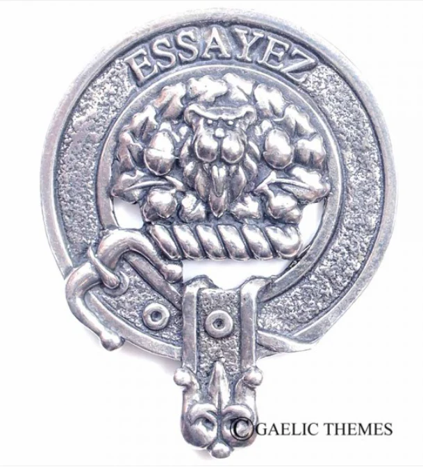 Dundas Clan Crest Badge in Pewter - Image 2