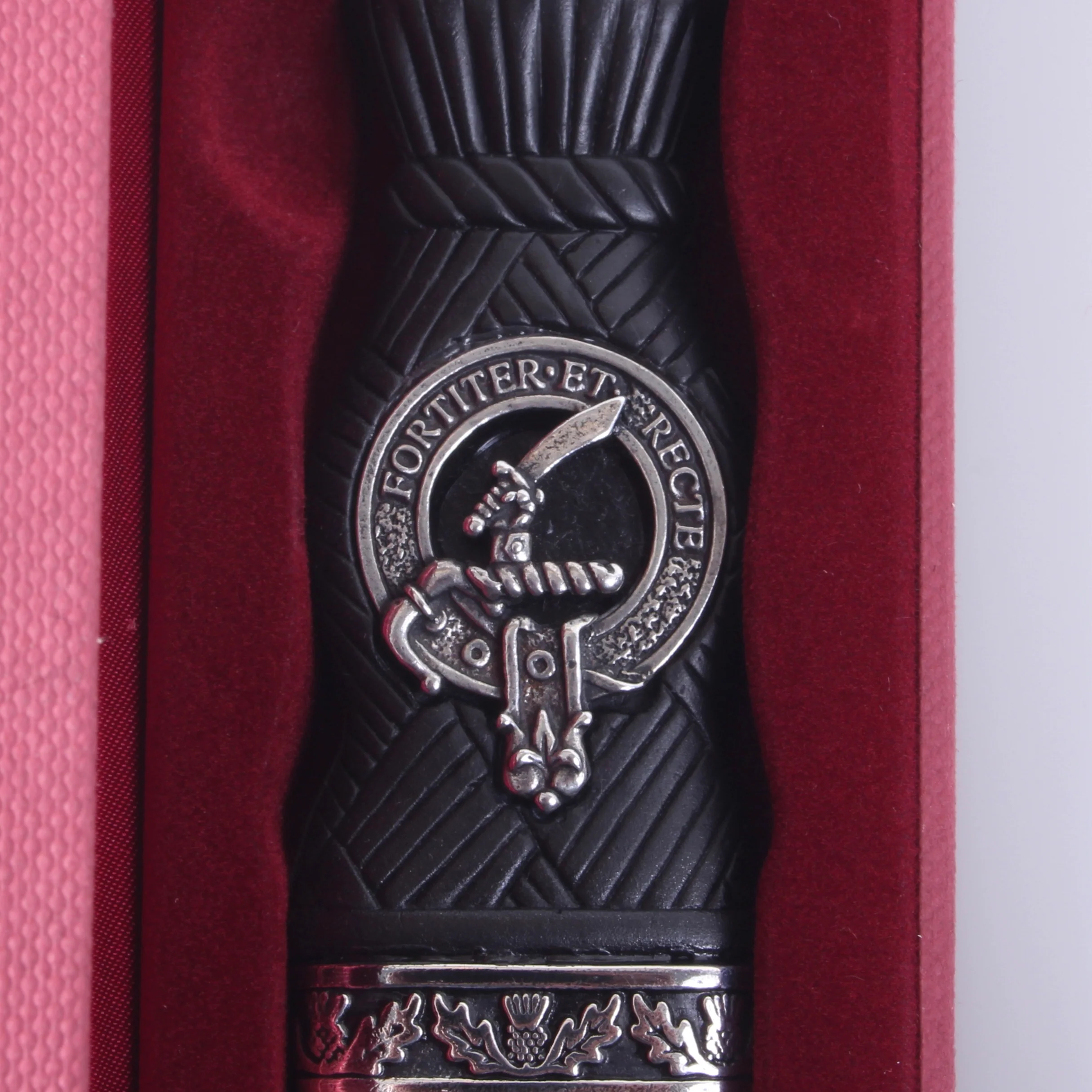 Elliot Clan Crest Sgian Dubh - Stone Top - Image 2
