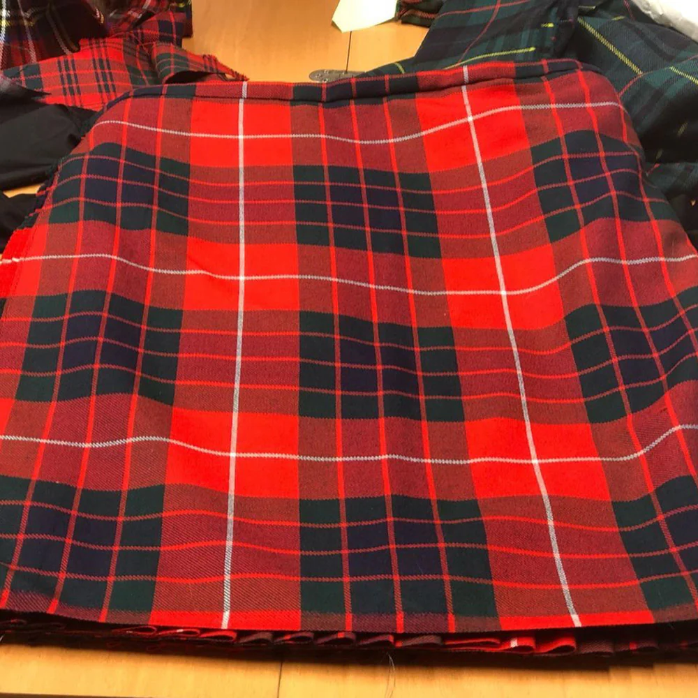 Fraser Red Modern Heavyweight Hand Stitched Kilt - Image 2