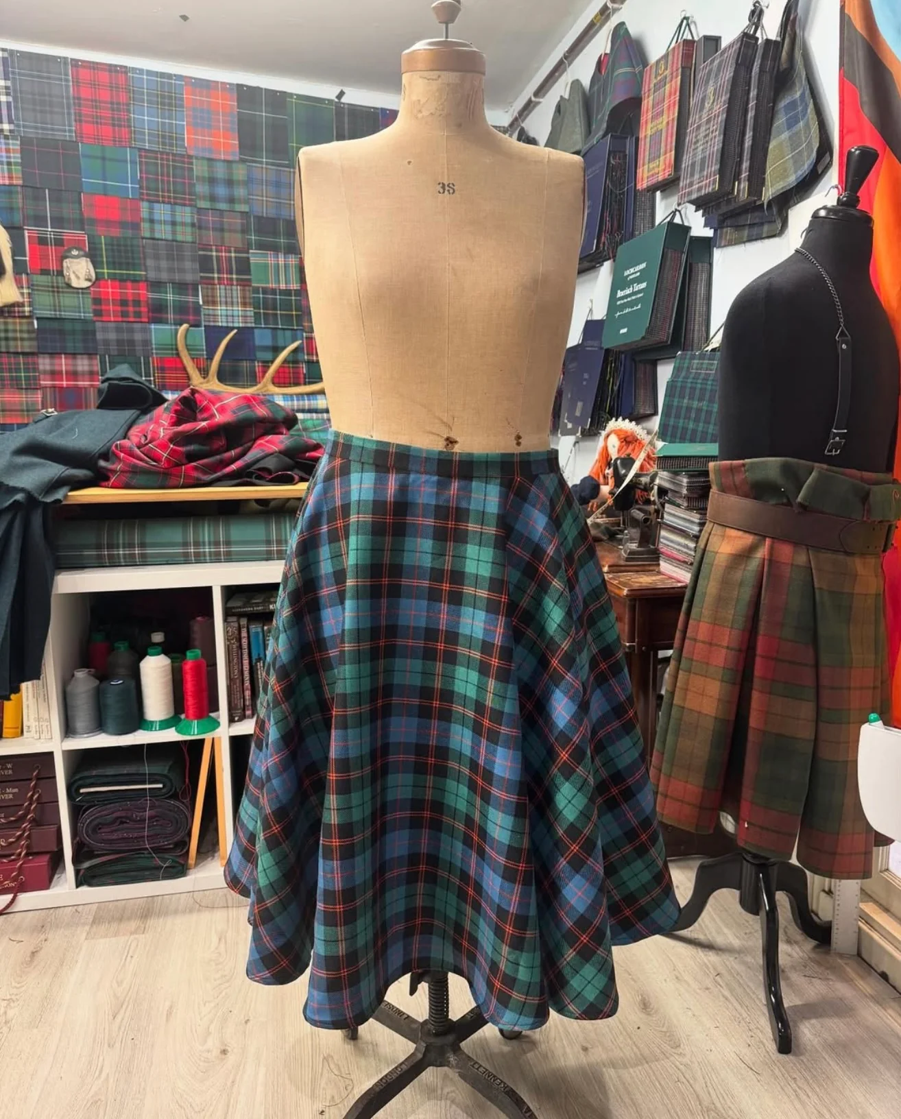 Full Lined Tartan Circle Skirt in Guthrie Ancient - Image 3