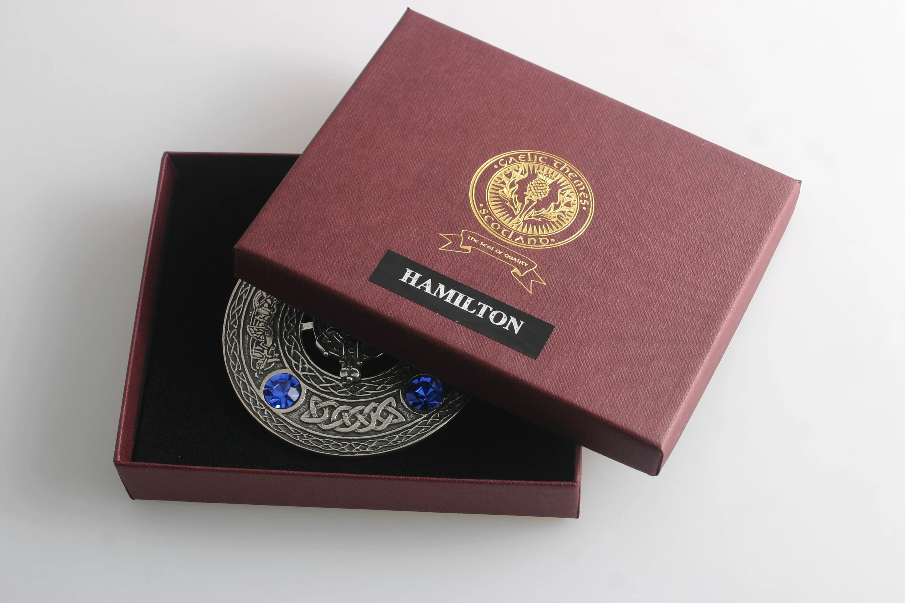 Hamilton Clan Crest Pewter Plaid Brooch - Image 2