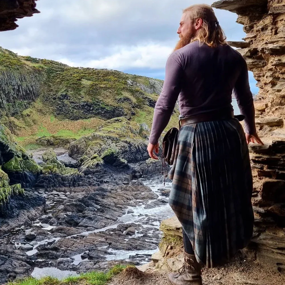 Heavyweight Belted Plaid (Feileadh Mòr) - Image 2