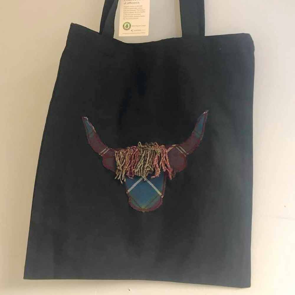 Highland Cow Tote Bag in Scotland 2000 Tartan - Image 4