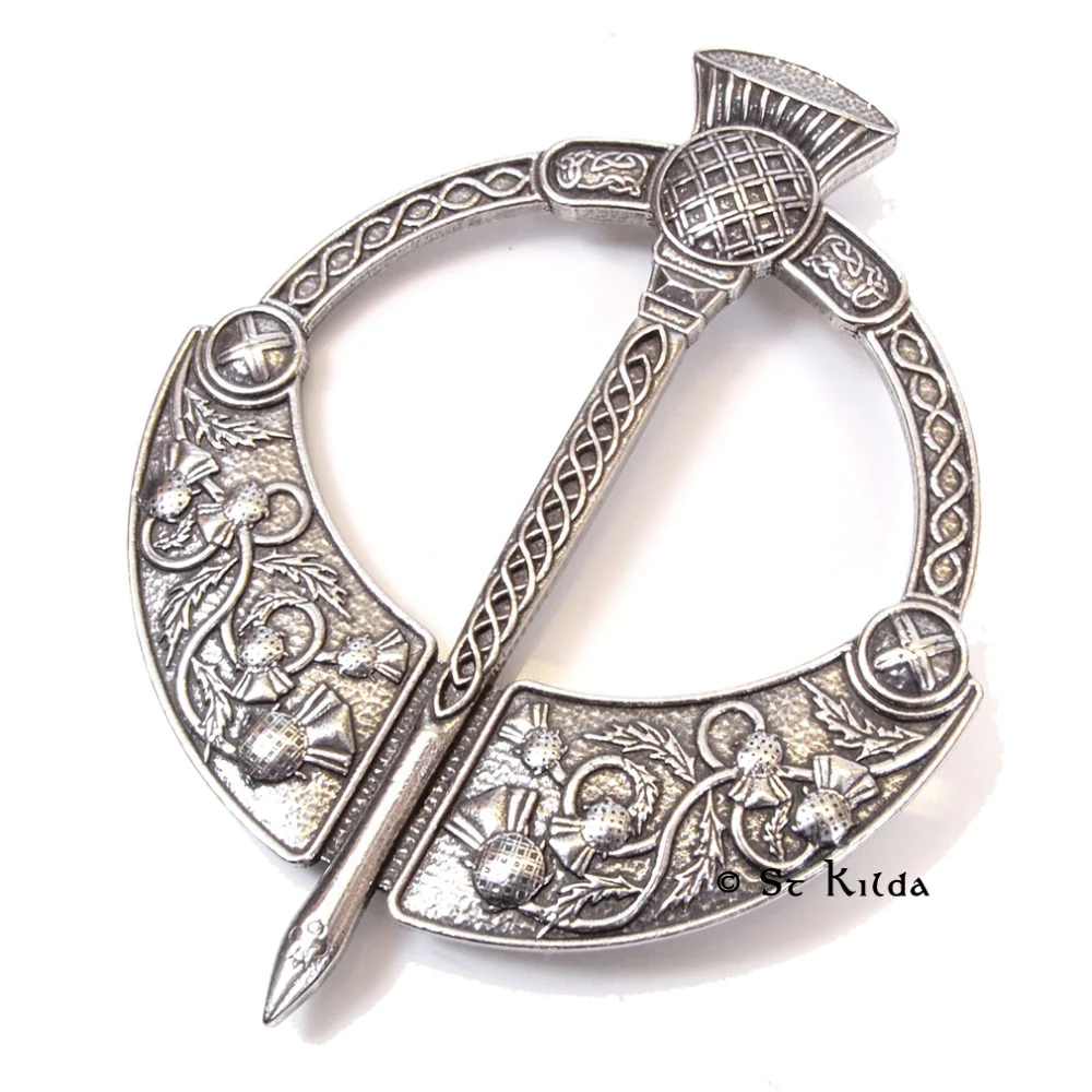 Highland Thistle Penannular Plaid Brooch