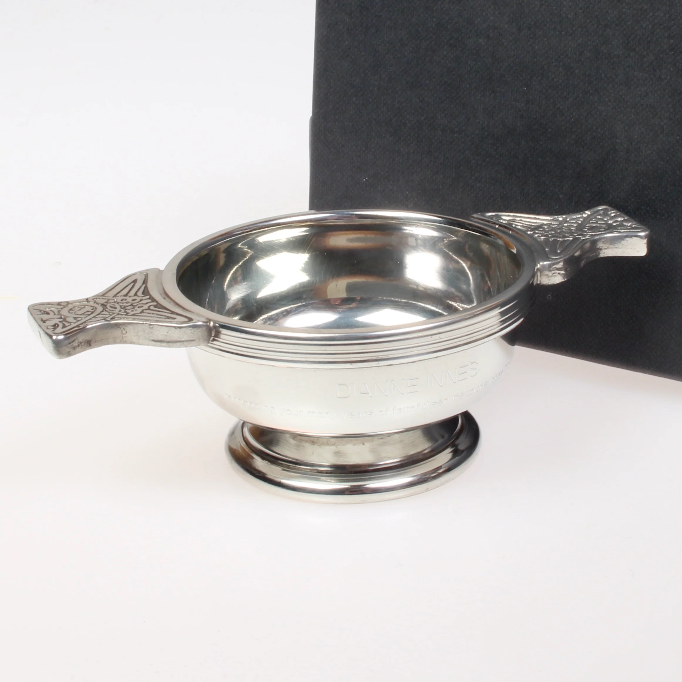 Innes Clan Crest Engraved Quaich. - Image 3
