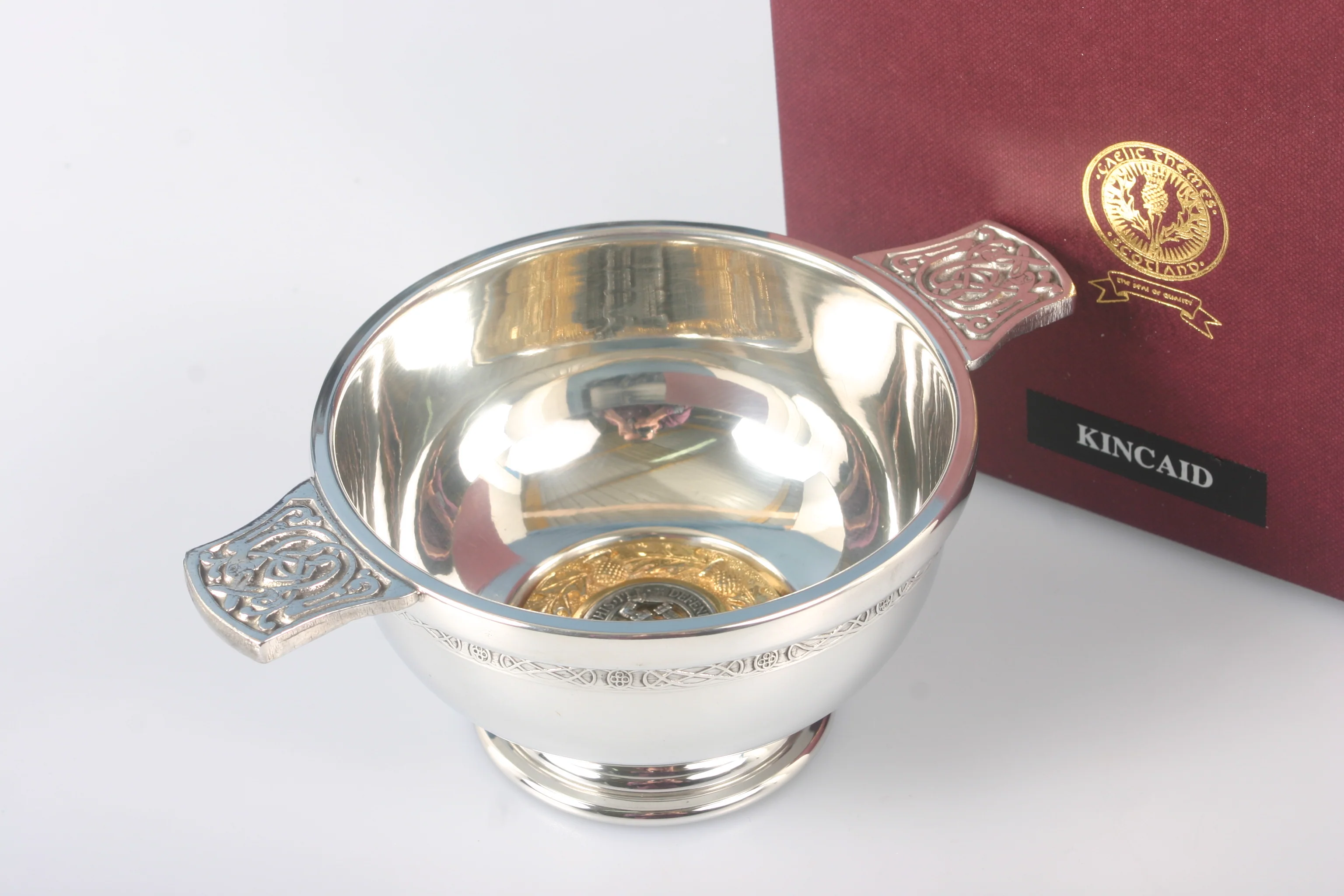 Kincaid Clan Crest Quaich with Gold Trim - Image 2