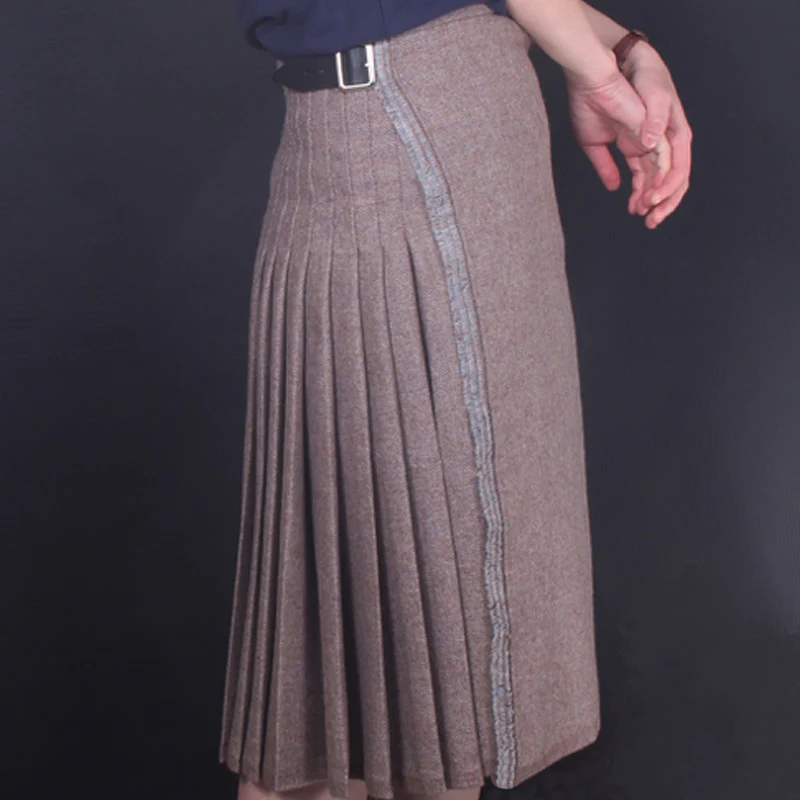 Ladies Hand Stitched Tweed Kilt - Image 2