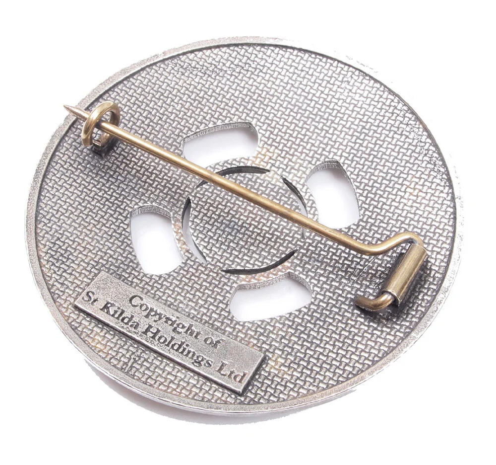 Celtic Cross Plaid Brooch - Image 3