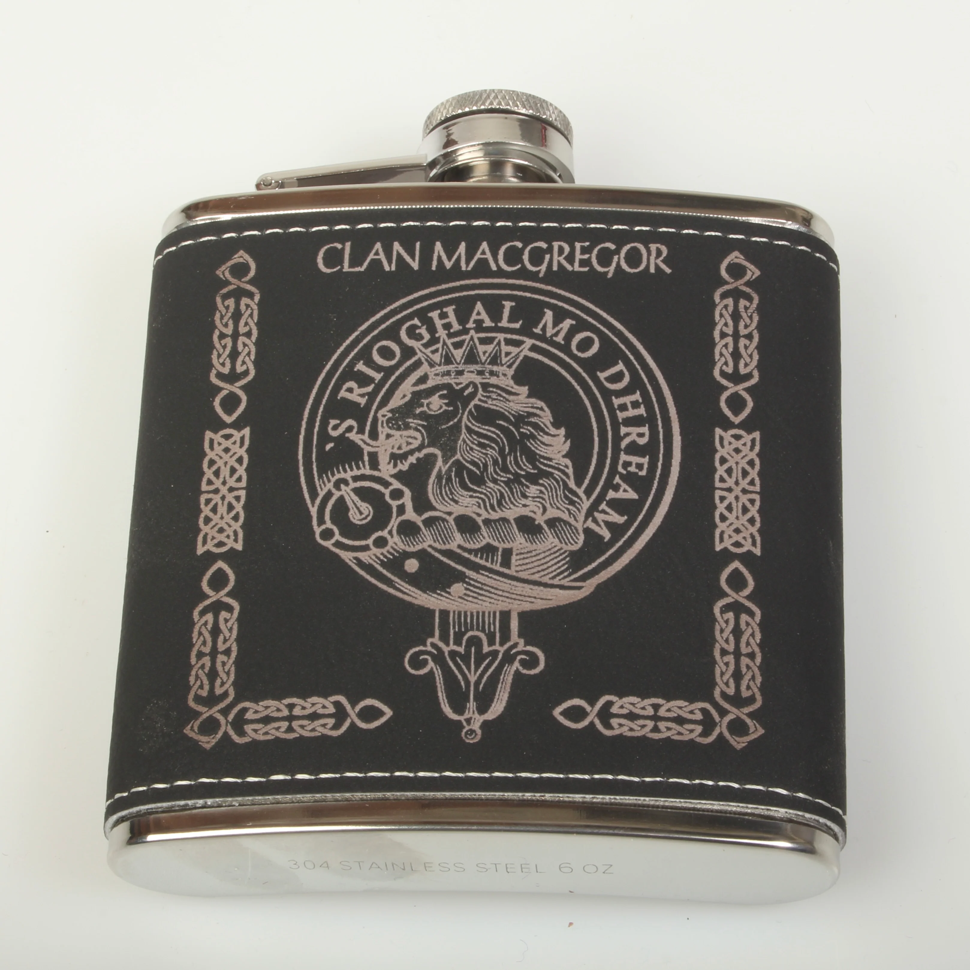 MacGregor Clan Crest Black PU Leather Covered Hip Flask - Image 3