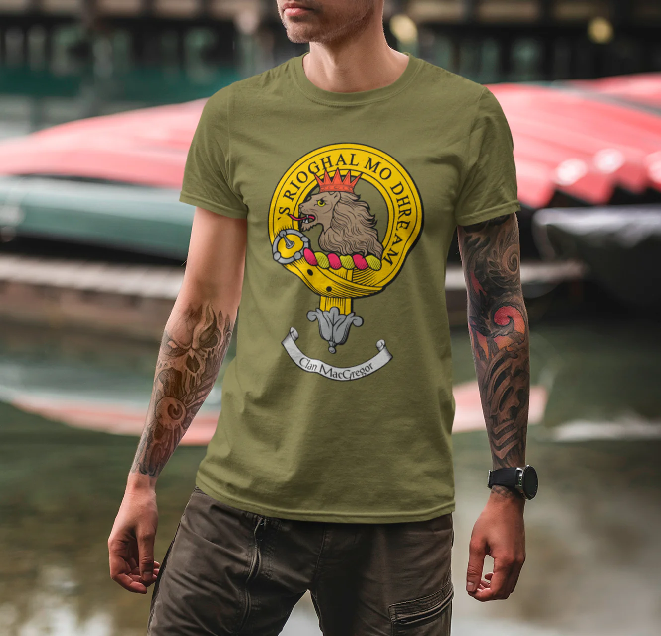 MacGregor Clan Crest T-Shirt for Men - Showcase Your Heritage with Style