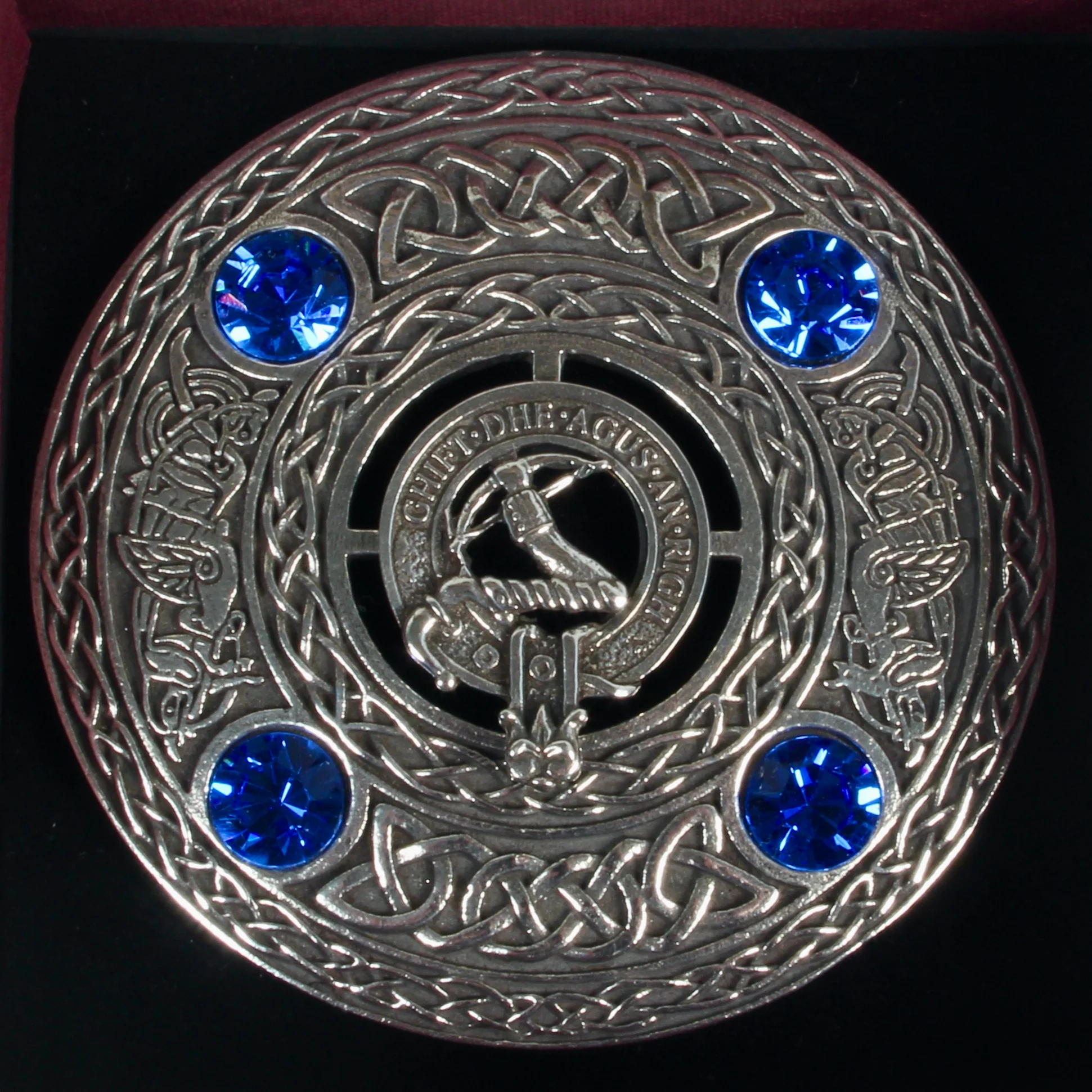 MacInnes Clan Crest Pewter Plaid Brooch - Image 2