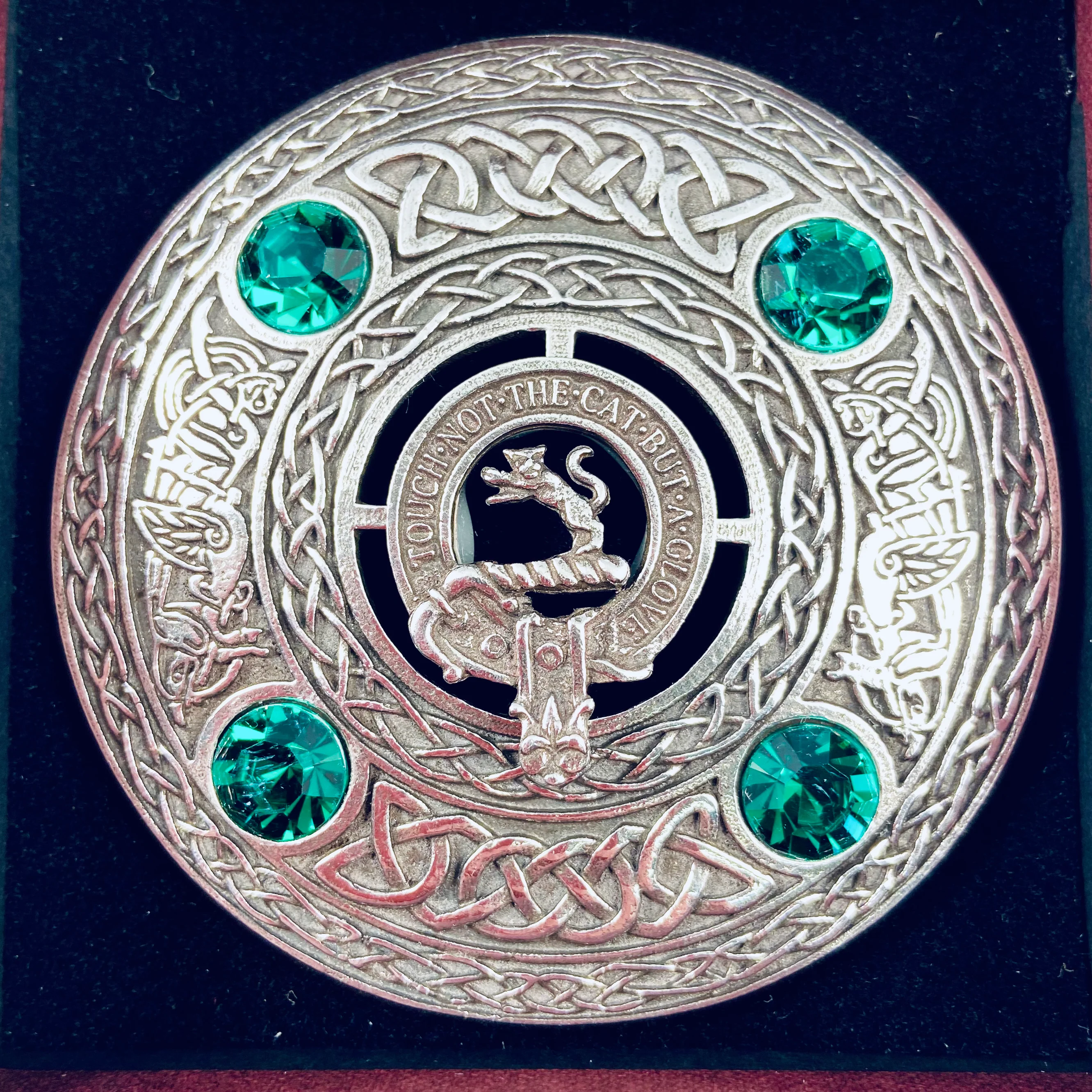 MacIntosh Clan Crest Pewter Plaid Brooch - Image 3