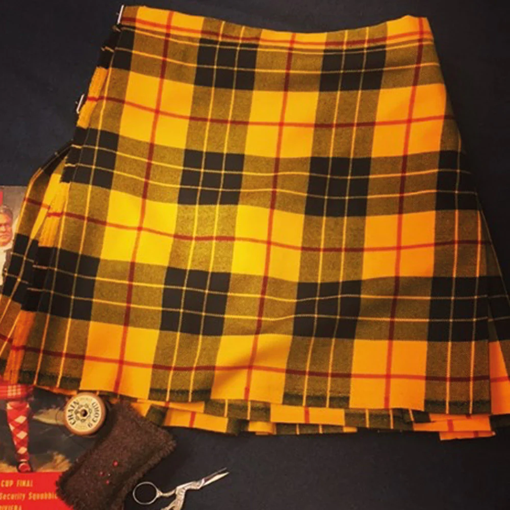 MacLeod of Lewis Modern Mini Kilt with Free Sash to Match - Image 3
