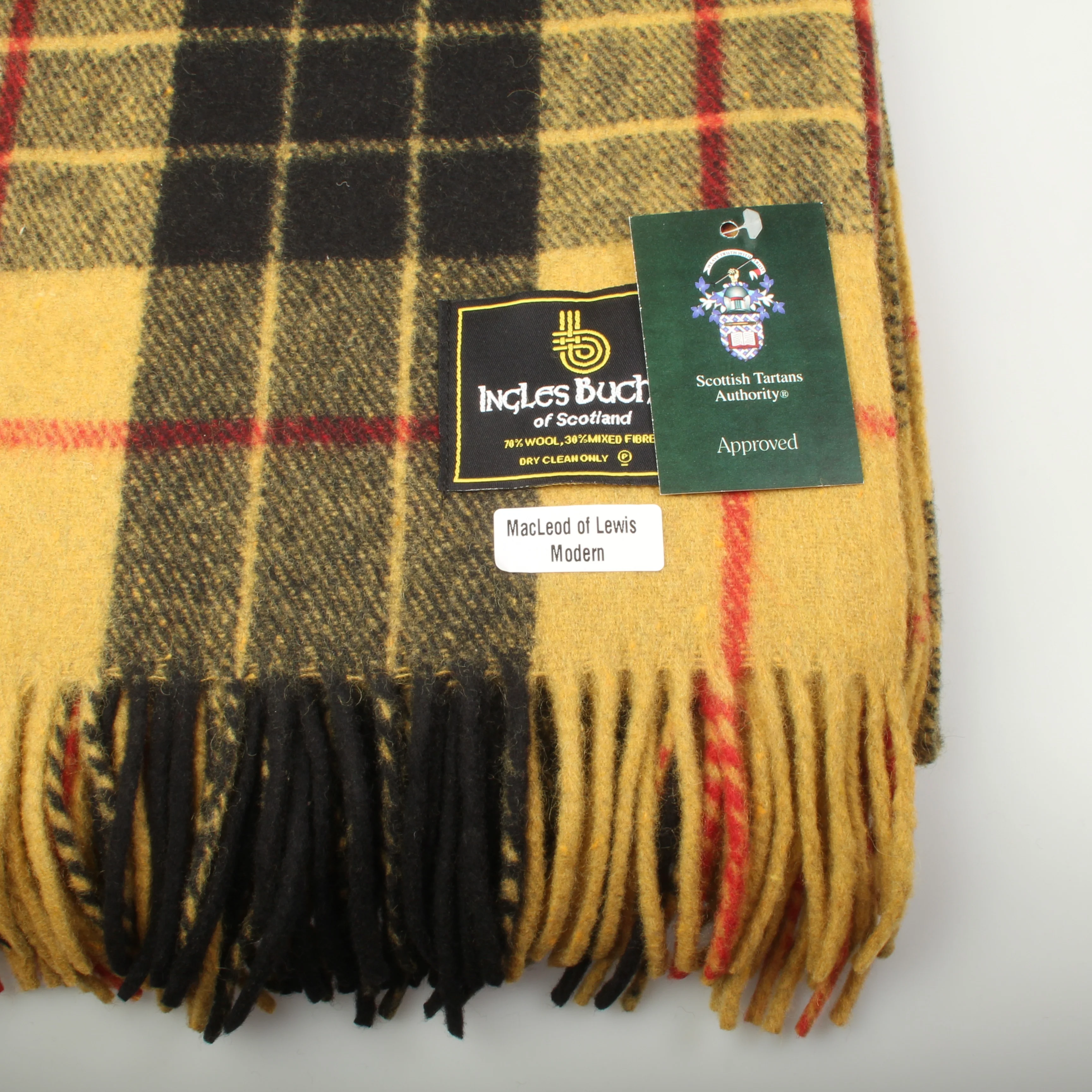 MacLeod of Lewis Tartan Throw Rug - Image 3