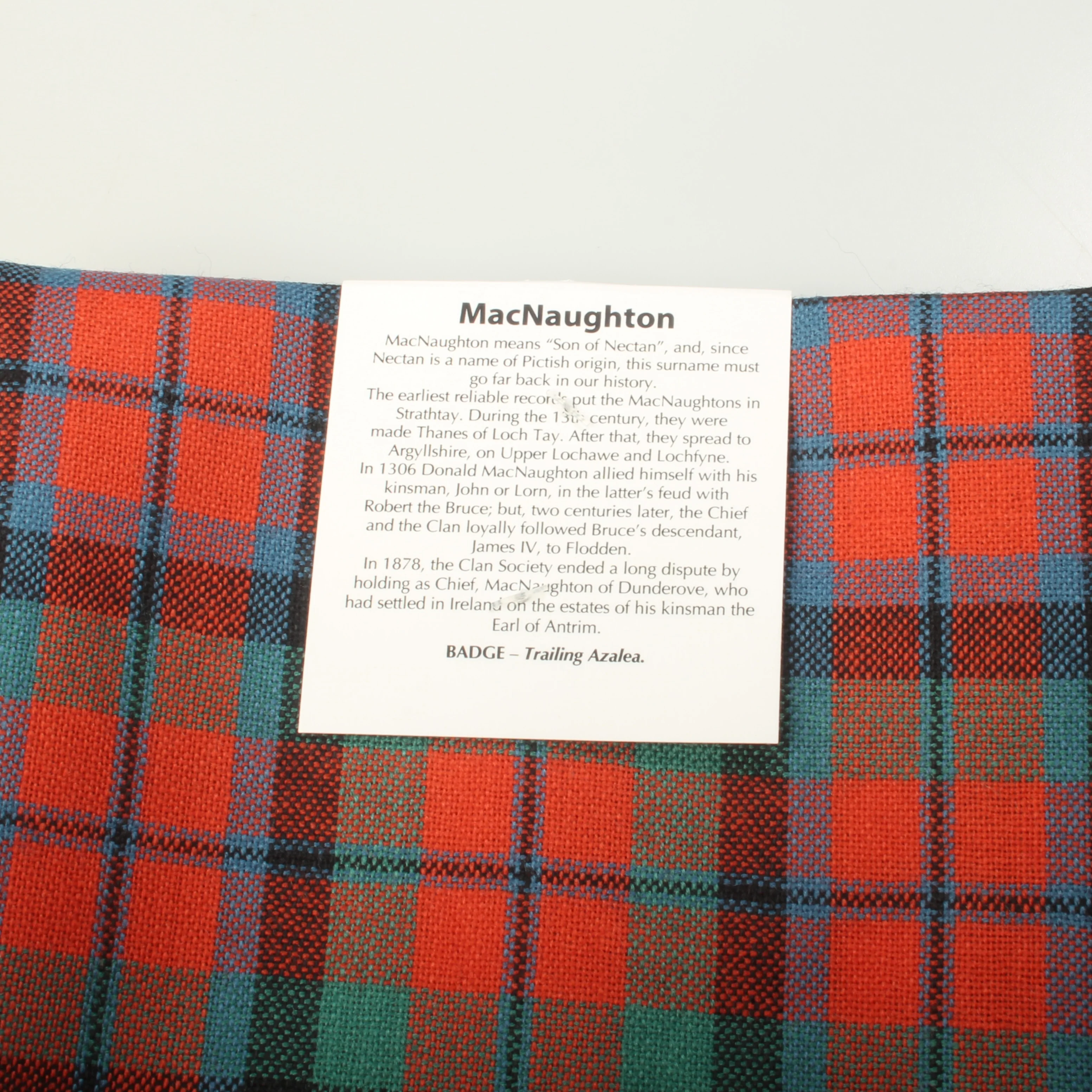 MacNaughton Ancient Tartan Wool Headscarf. - Image 3