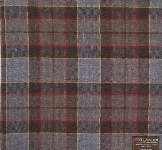 Official Outlander Wool Tartan Shawl. - Image 4