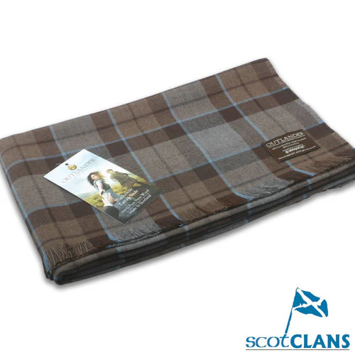 Official Outlander Wool Tartan Shawl. - Image 5