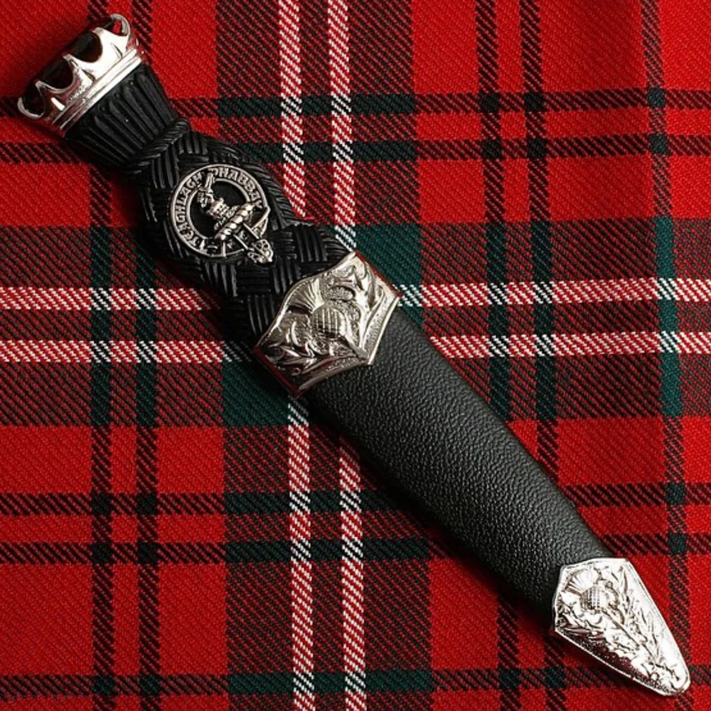 Prince Charlie Kilt Outfit with Medium Weight Kilt & Clan Crest Accessories - Image 5