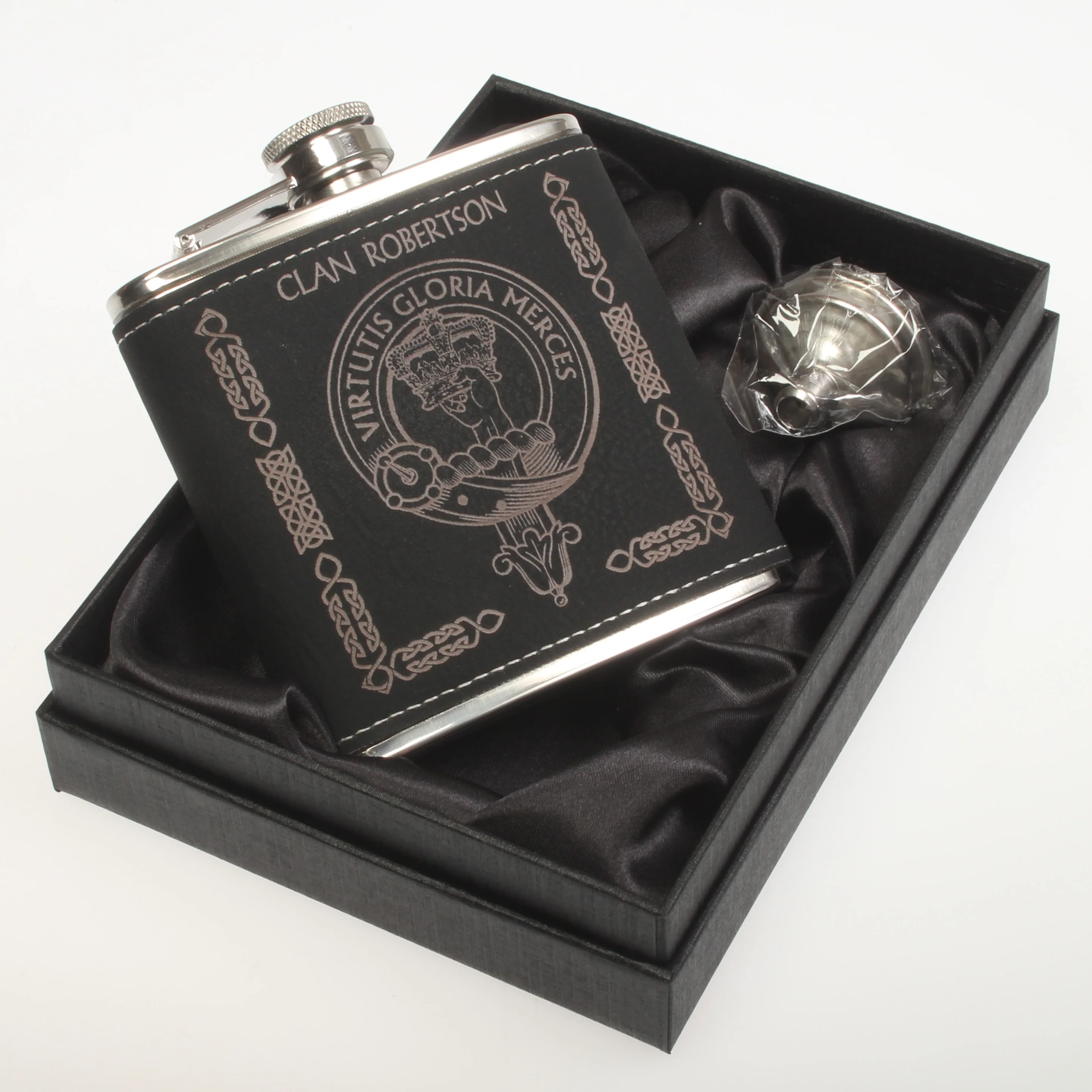Robertson Clan Crest Black PU Leather Covered Hip Flask - Image 3