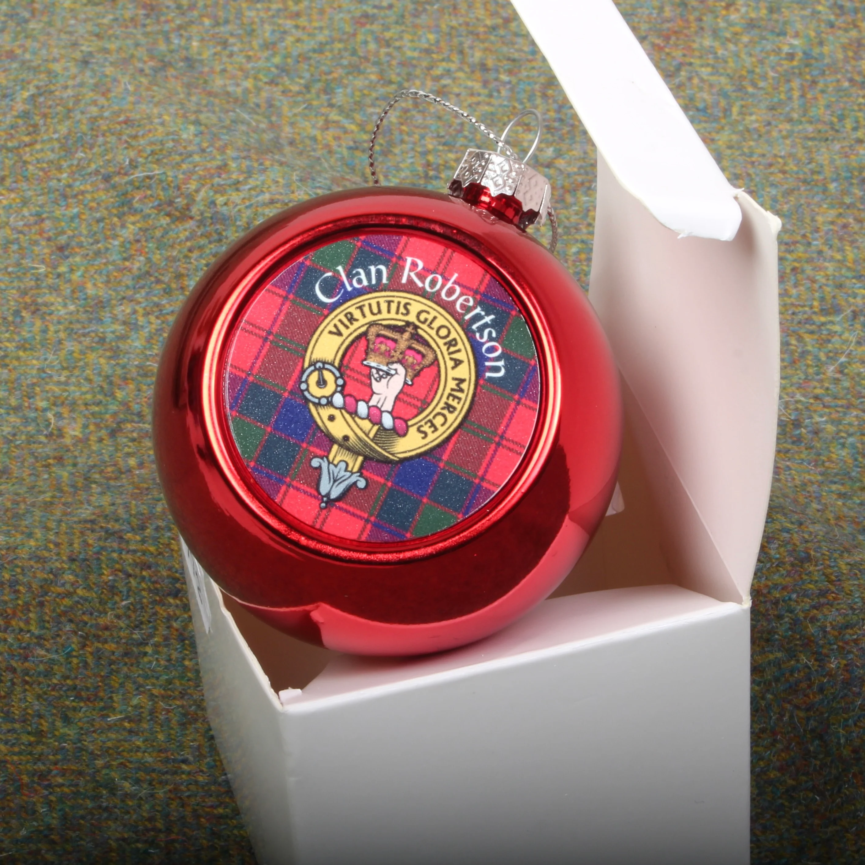 Robertson Clan Crest Christmas Bauble - Small Size