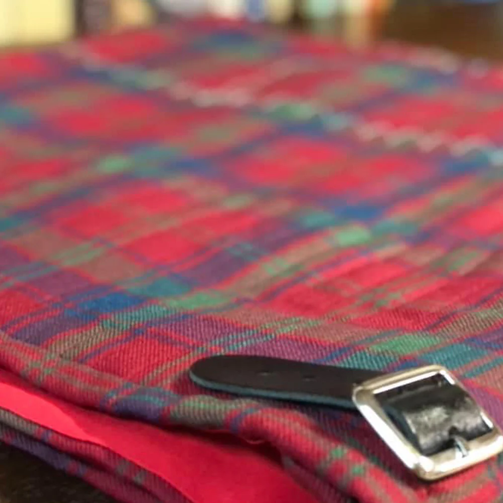 Robertson Red Muted Hand Stitched Kilt - Image 4
