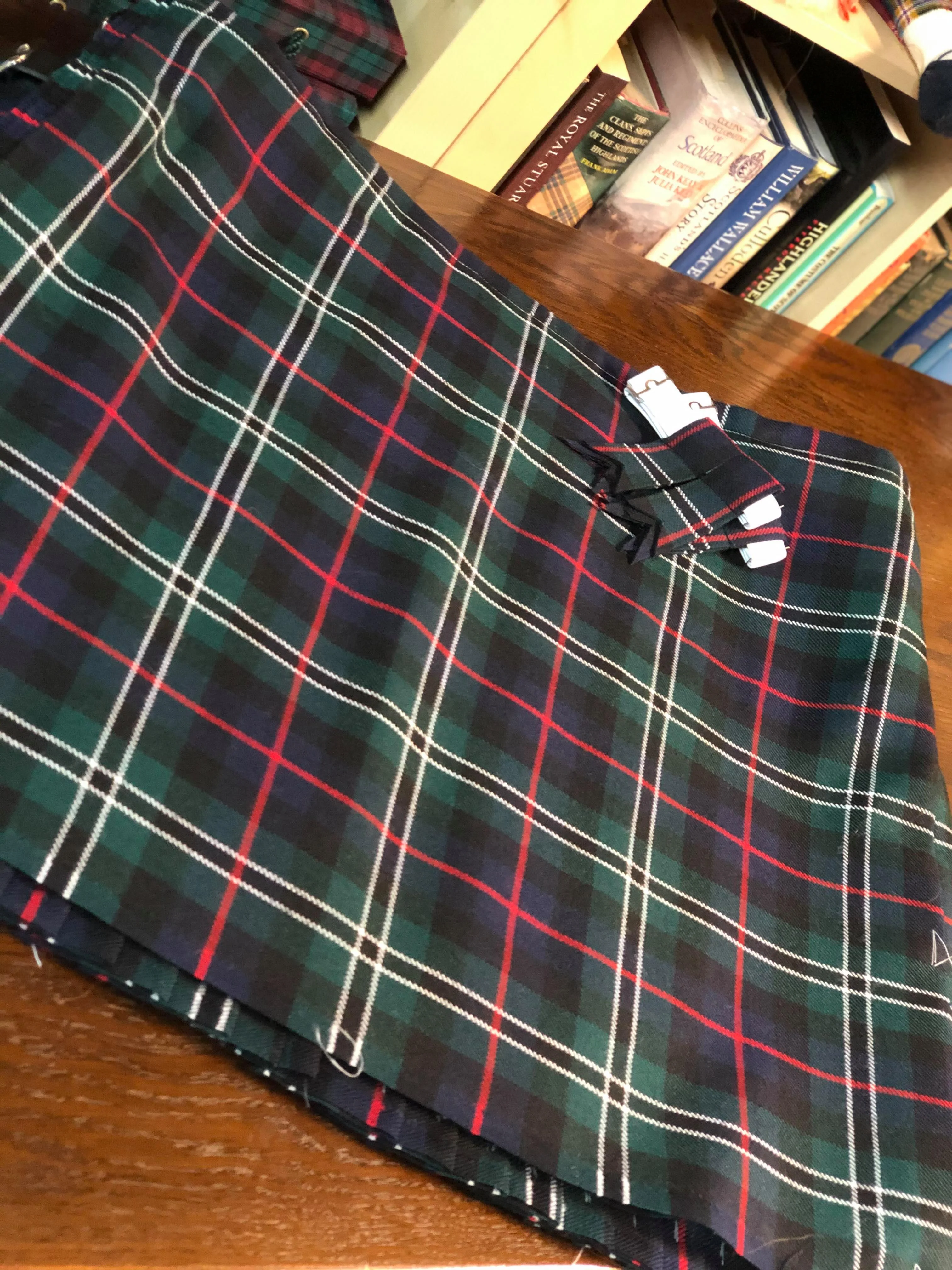Rose Hunting Modern Heavyweight Hand Stitched Kilt - Image 5