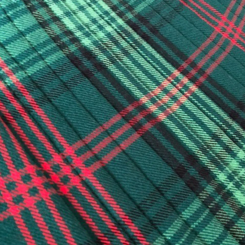 Ross Hunting Modern Heavyweight Hand Stitched Kilt - Image 3