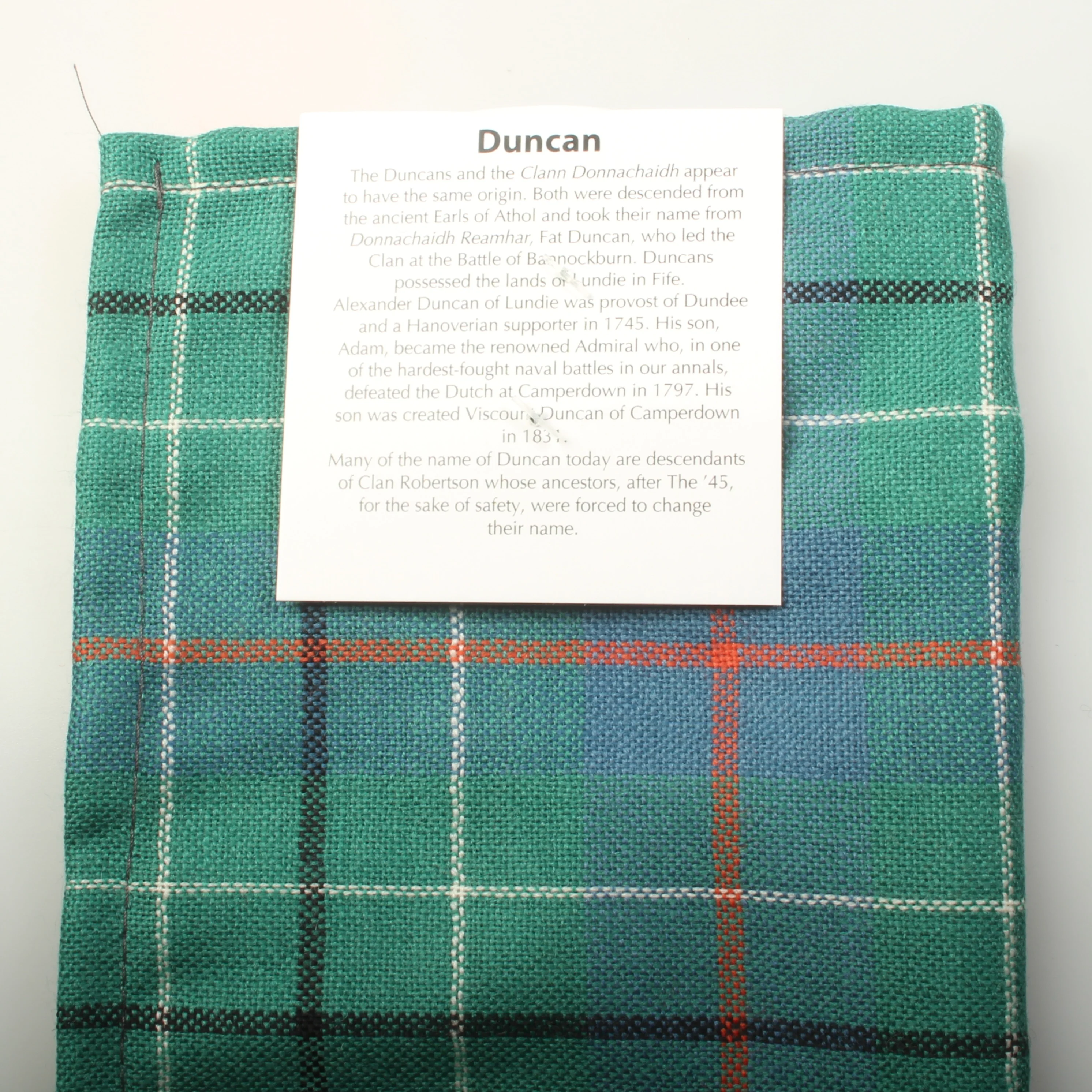 Scarf in Duncan Ancient Wool Tartan - Image 3