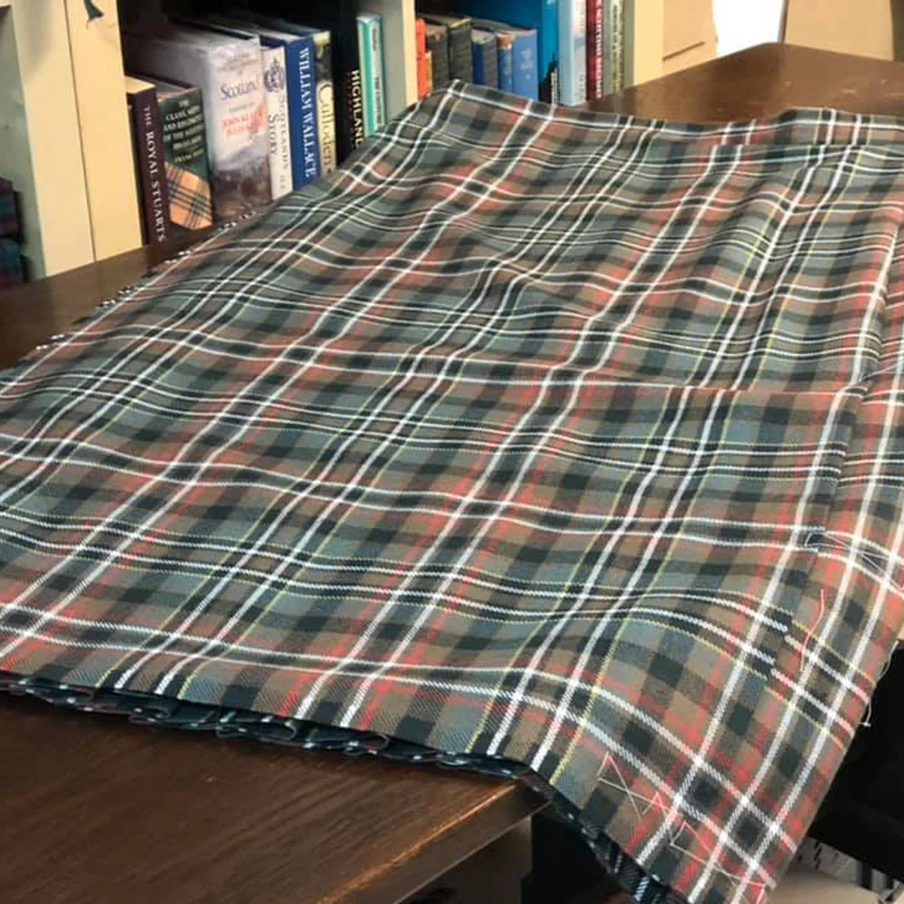 Scott Green Weathered Heavyweight Evening Kilted Skirt and Sash - Image 4