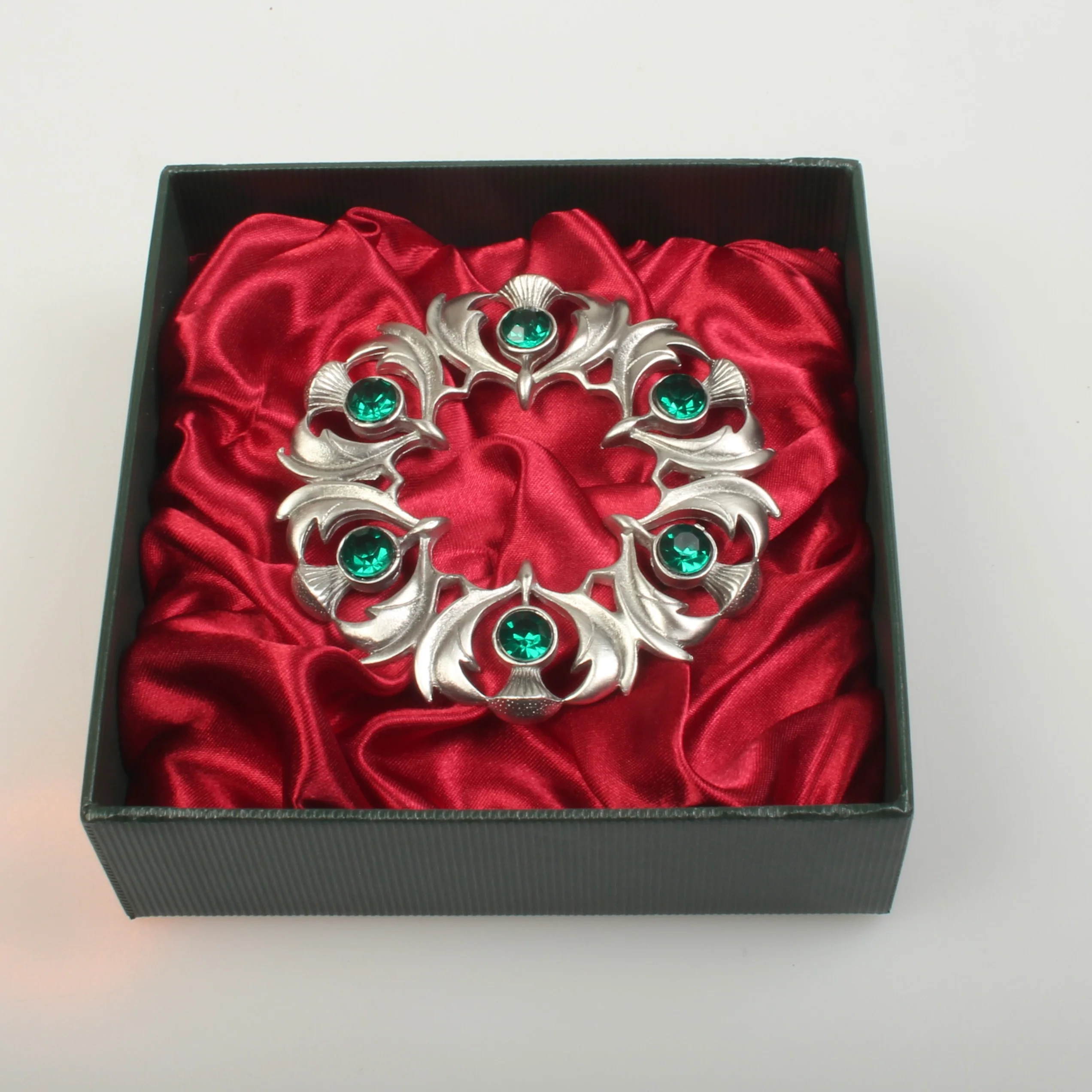 Scottish Thistle Plaid Brooch - Small Stones - Image 9
