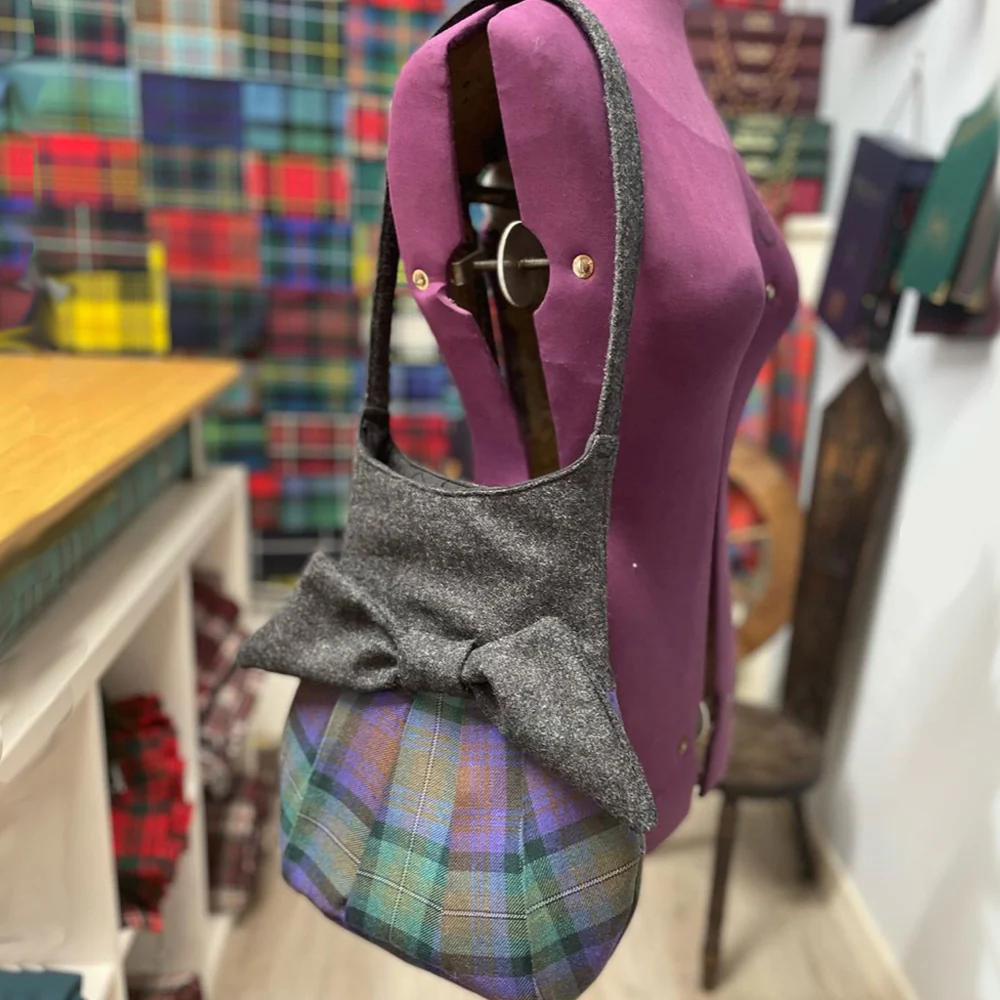 The Effie Bag - Custom made in your choice of tartan - Image 5