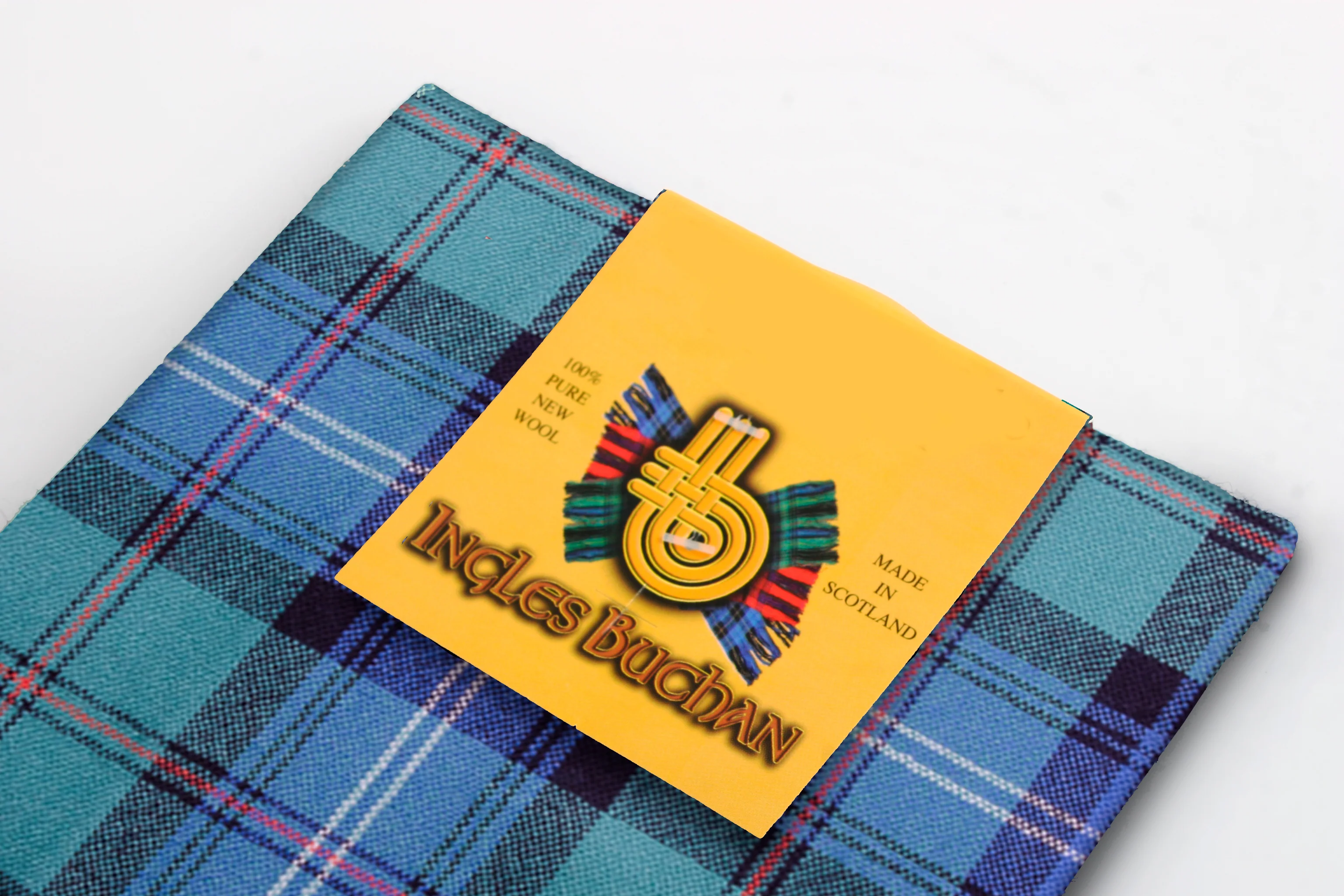 Wool Scarf in Urquhart Ancient Tartan - Image 4