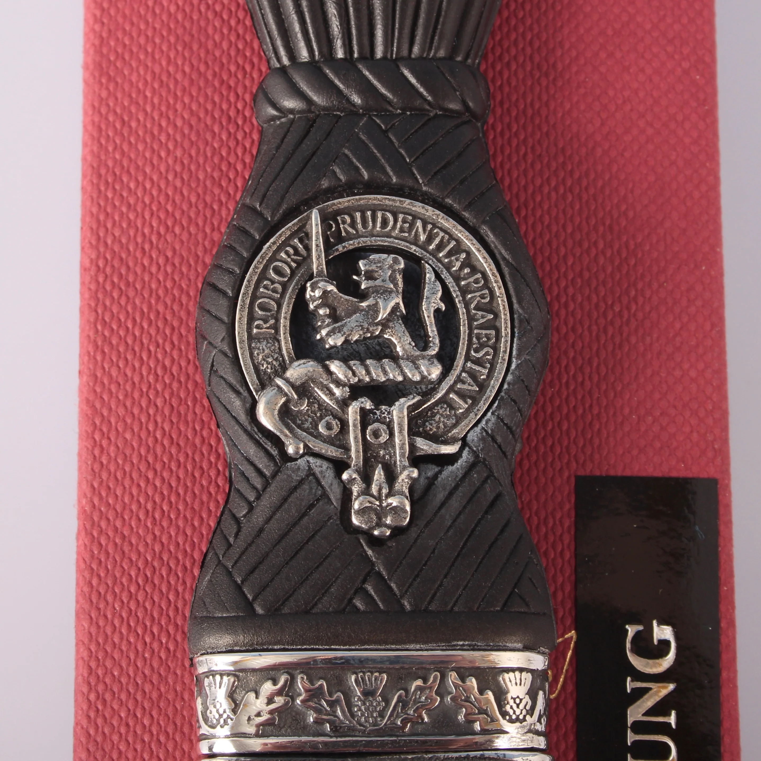 Young Clan Crest Sgian Dubh - Stone Top - Image 2